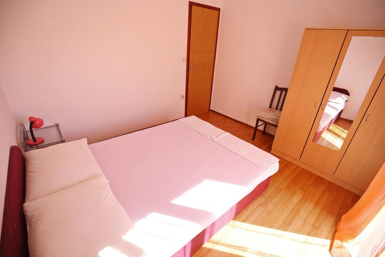 Apartmani Buca Biograd na Moru Kültér fotó
