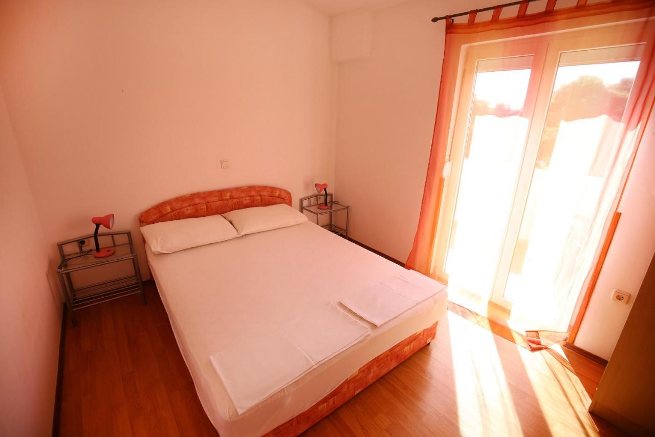 Apartmani Buca Biograd na Moru Kültér fotó